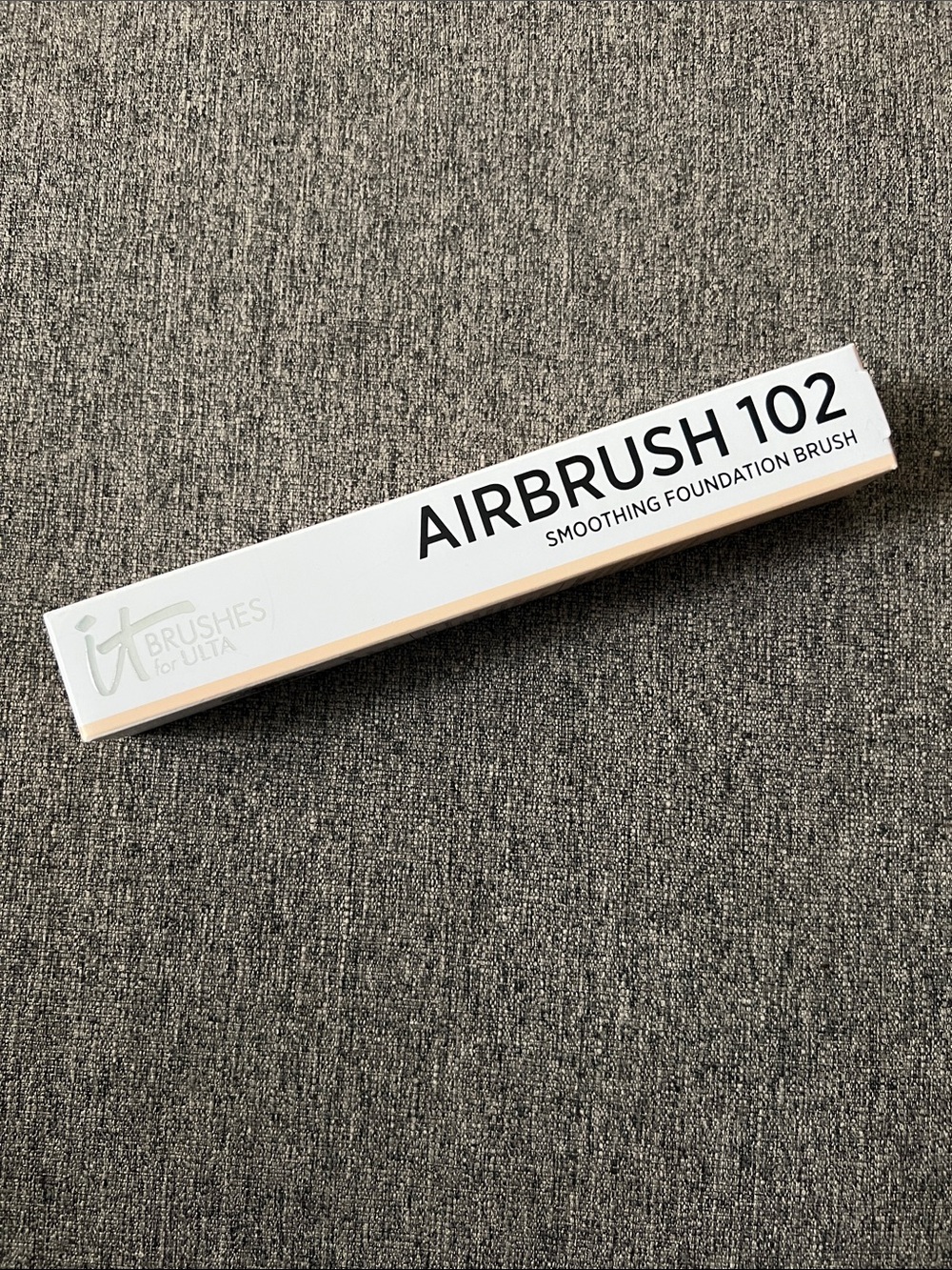 Ulta Beauty Airbrush 102 Smoothing Foundation Brush - White & Black